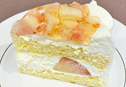 もものショートケーキ　￥440