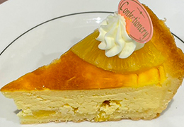 パイナップルのフロマージュ　￥420